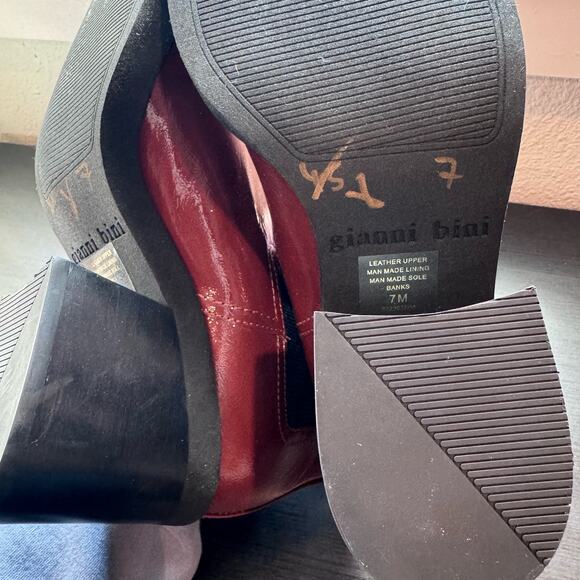 Gianni Bini Banks Crinkle Patent Double Gore Square Toe Booties Size 7 - Picture 8 of 10